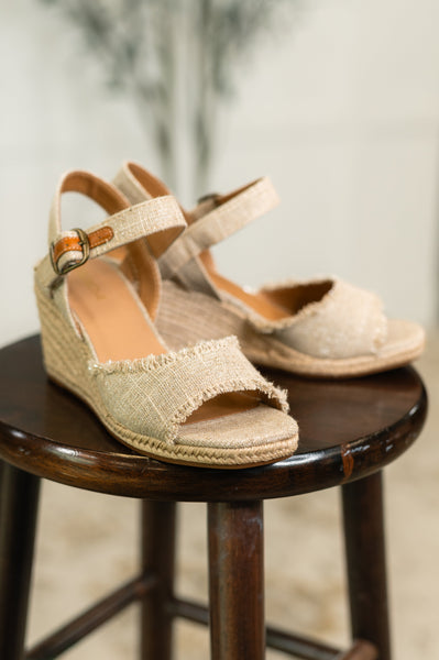 Arnold Natural Linen Wedges
