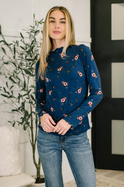 Something in the Air Lettuce Hem Longsleeve Top in Navy