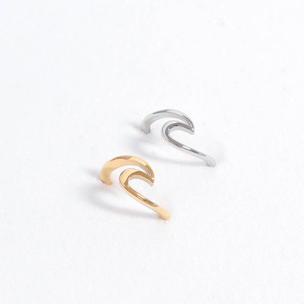 18K Gold Wave Ring