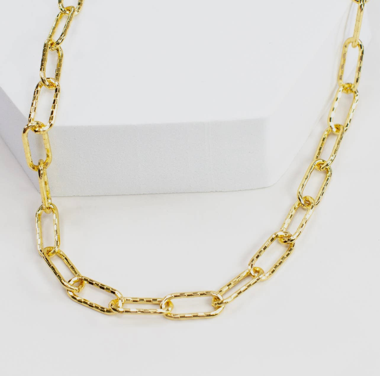 Gold Checker Chain Link Necklace