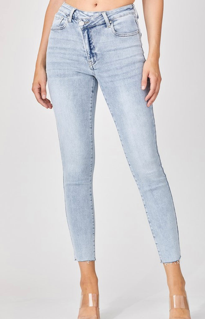 High Crossover Loose Skinny Jeans – Boutique